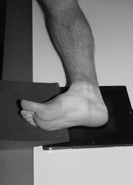 ntru comparație, radiografia ambelor călcâie în poziție de profil (lateral) poate fi